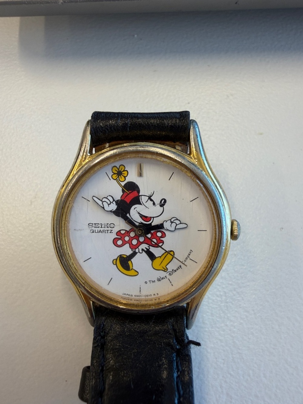 SEIKO MINNIE MOUSE WATCH, needs new battery, some scratches